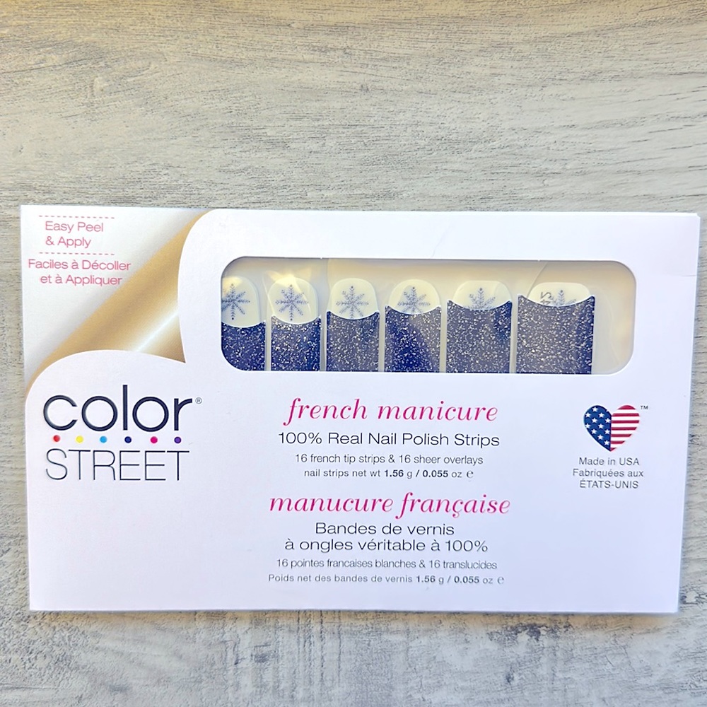 Color Street In The Flurry Nail Strips (French manicure)